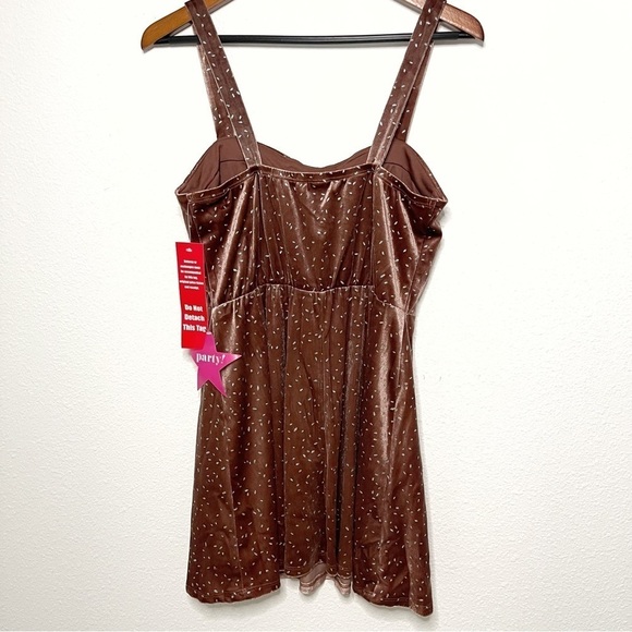 Speechless Velvet Skater Dress Fit & Flare Mauve Silver Dots L NWT $59 - Picture 6 of 11